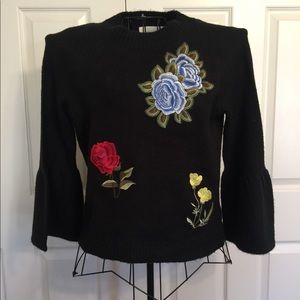 NWT Black Flower Appliqué Bell Sleeve Sweater Size Small
